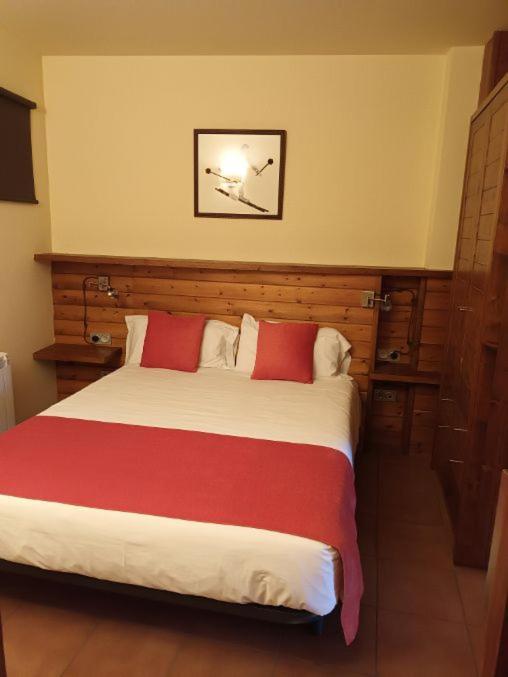 Aparthotel Bellver Bellver De Cerdanya Exterior foto