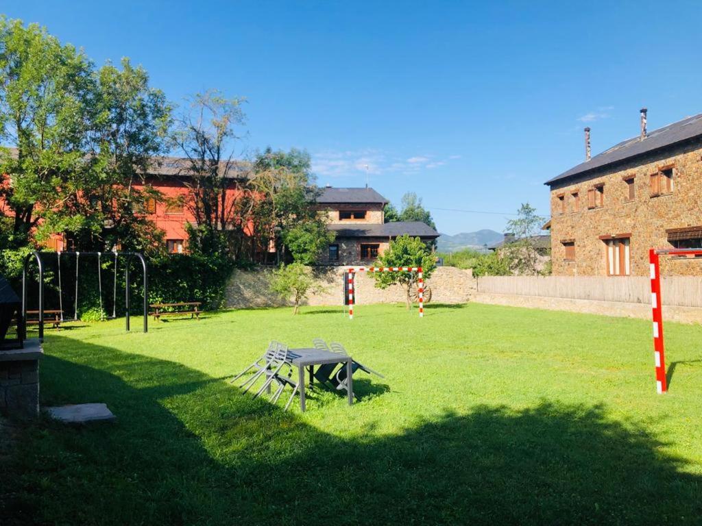 Aparthotel Bellver Bellver De Cerdanya Exterior foto