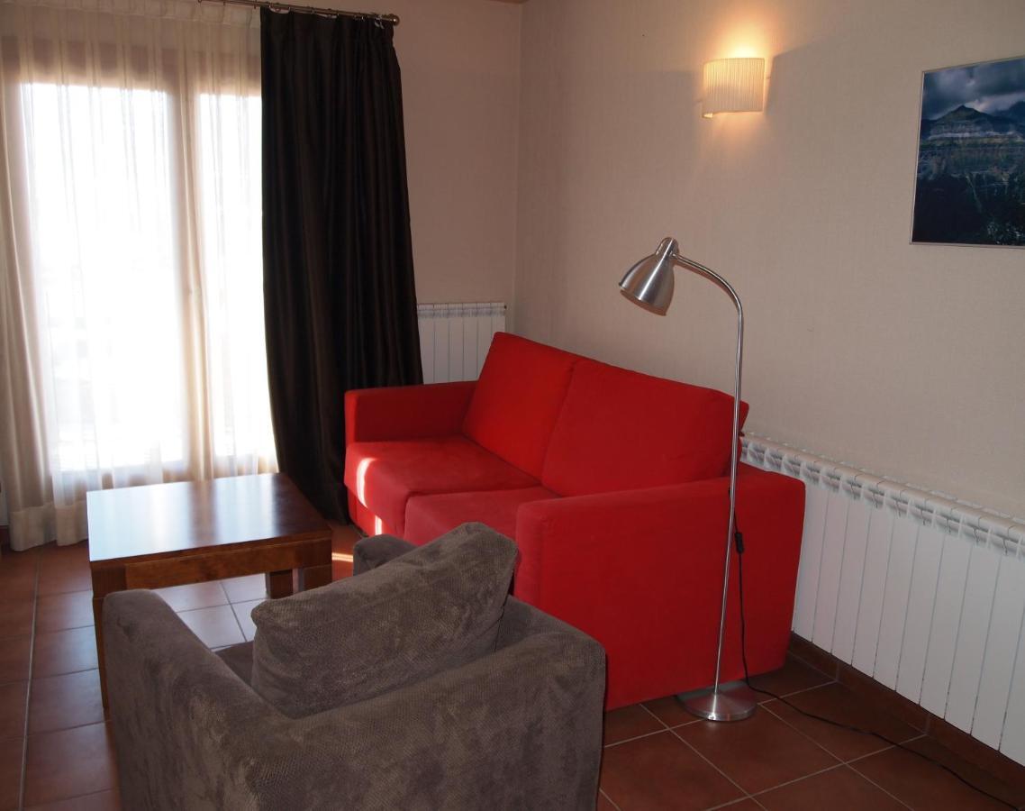 Aparthotel Bellver Bellver De Cerdanya Quarto foto